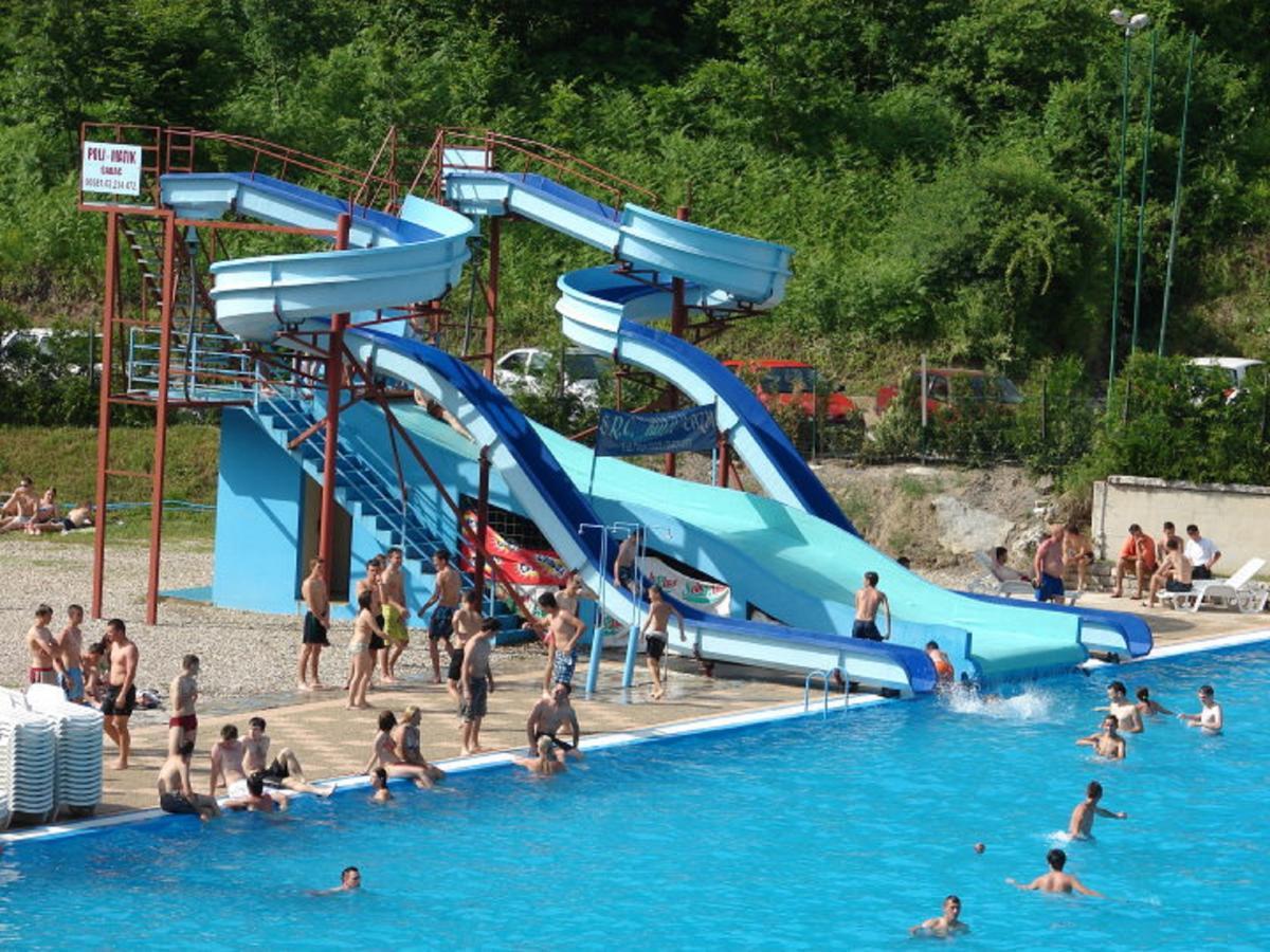 Motel "Kula" Cazin Zewnętrze zdjęcie